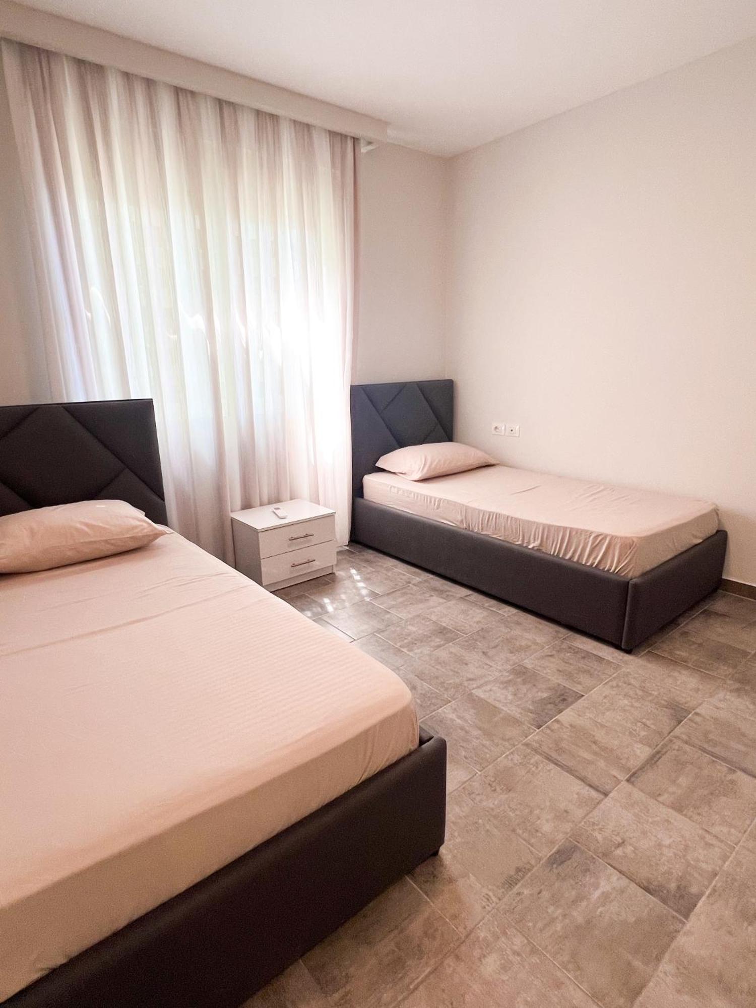Sea View Apartments Durres Exterior photo